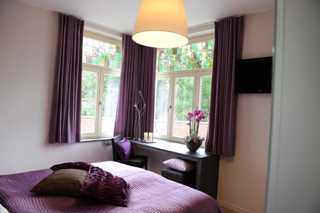 Charmehotel Villa Saporis Hasselt Zimmer foto